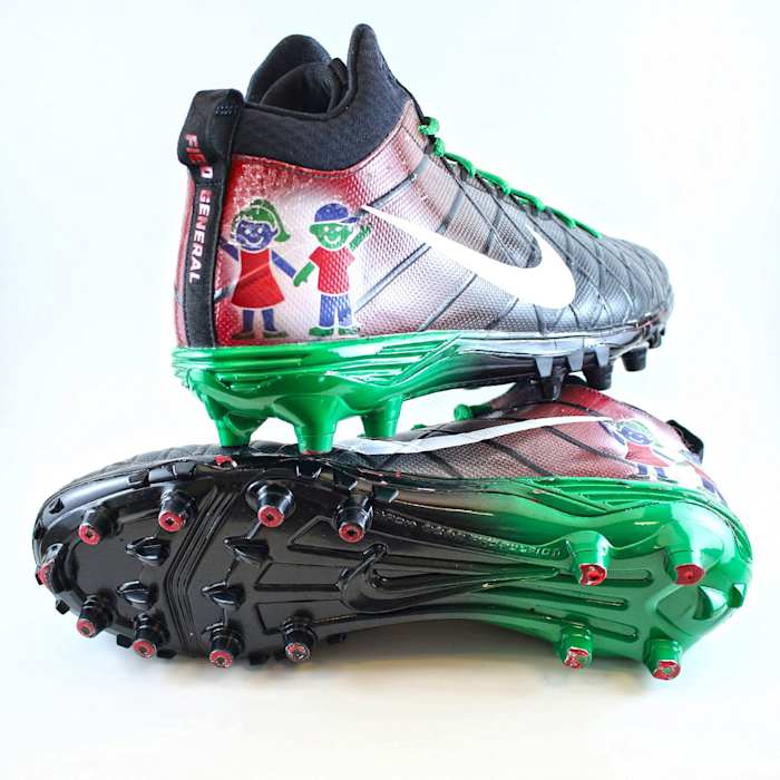 matt-ryan-week-13-cleats.jpg